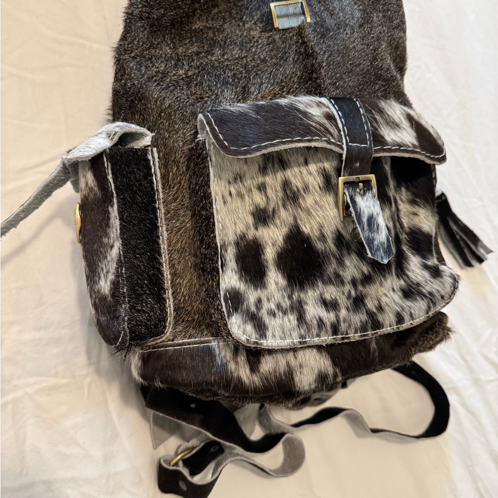 Cowhide Fur Backpack - Picture 2 of 3